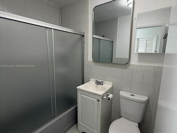 5th image of 8258 SW 148th Pl