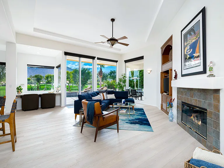79215 Mandarina — Photo 13