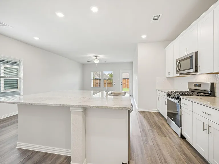 519 Ridgedale Dr — Photo 4