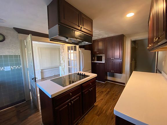 4th image of 179 W Main St #3