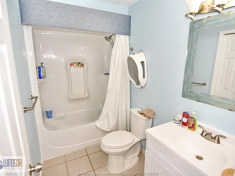 1003 Silverdale Dr #UPPER — Photo 30