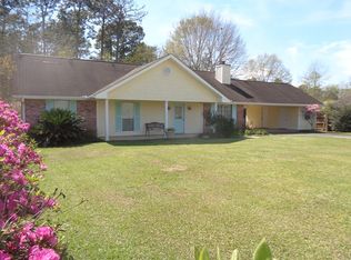 207 Hilltop Dr, Carriere, MS 39426