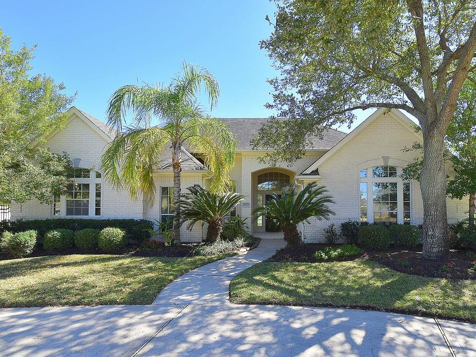 1st image of 10606 Silverado Trace Dr