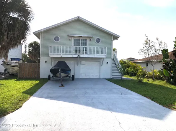 3312 Holly Springs Dr, Hernando Beach, FL 34607