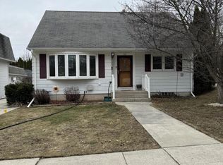 524 N 27th St, Sheboygan, WI 53081