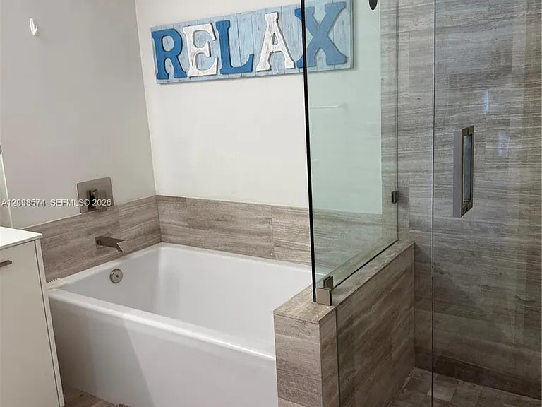 1300 Brickell Bay Dr #807 — Photo 17