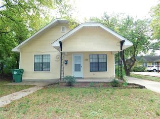117 Ferguson St, Denton, TX 76201