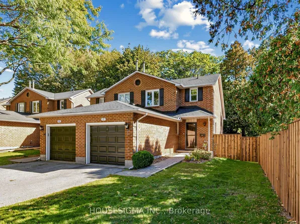 935 King Rd #17, Burlington, ON L7T 3L2