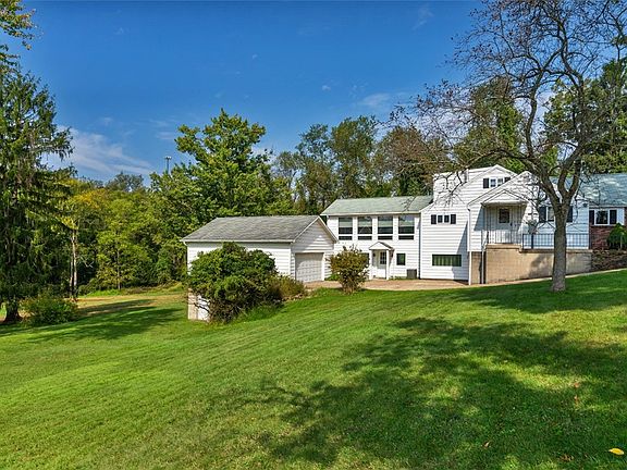 3rd image of 5374 Sardis Rd