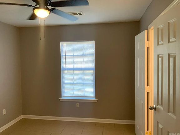 5th image of 312 Clint Rd