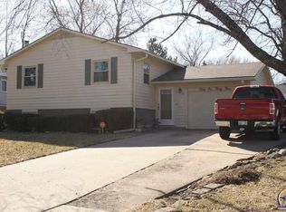 5133 SW 32nd Ter, Topeka, KS 66614