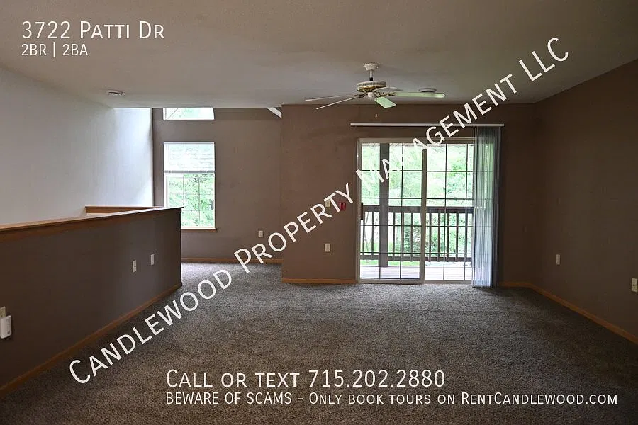 Pet Friendly Upper 2bed/2bath Apartment Available November 1st! — Photo 4