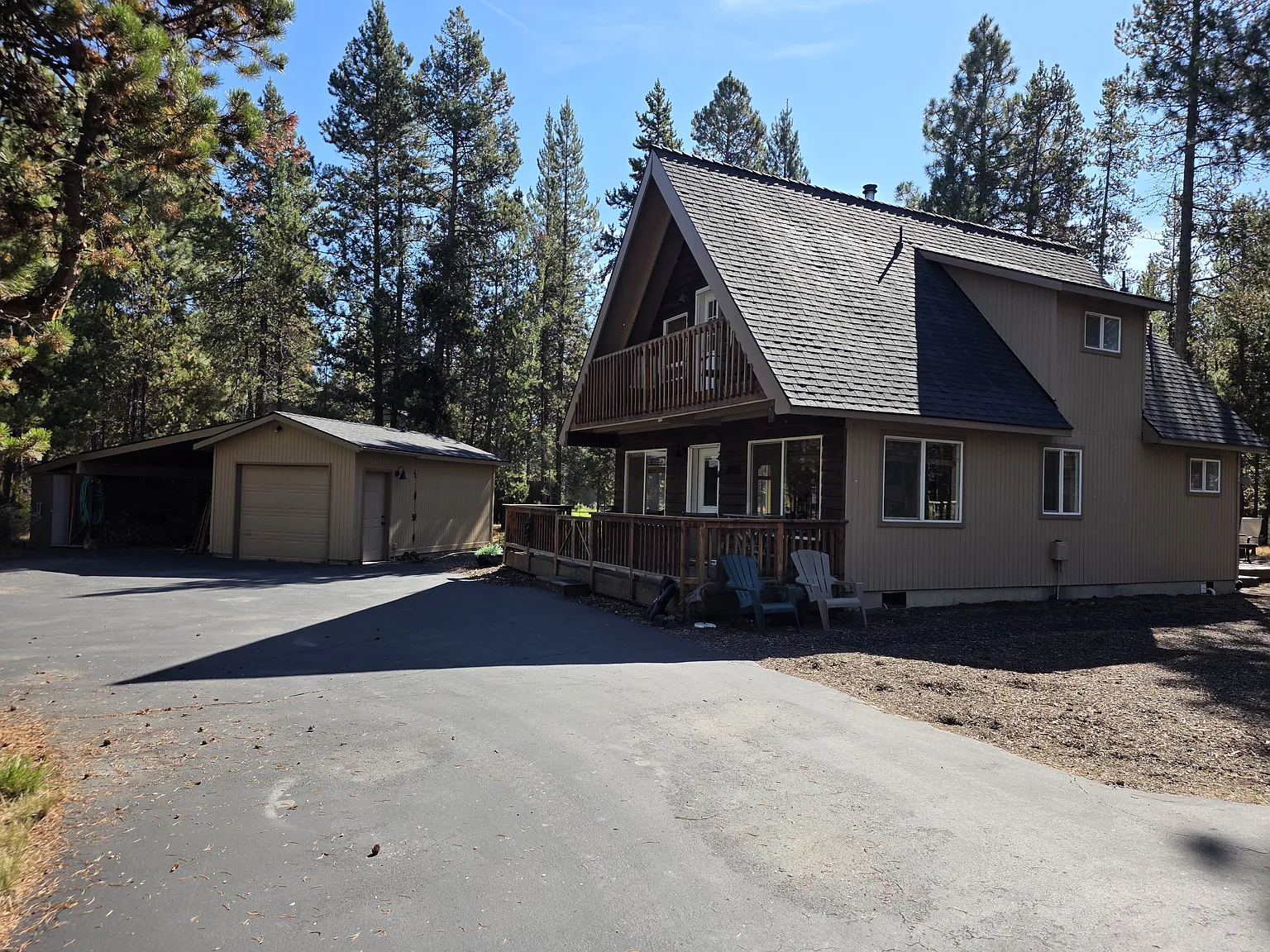 Elsinore Rd, Bend — Photo 2