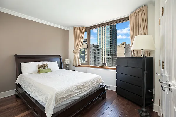 Rented by New York Residence | media 4