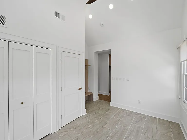 1838 Merriman Ave — Photo 21