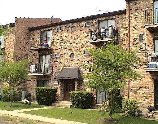 1st image of 1517 N Silver Ln