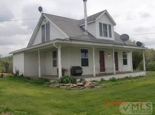 302 Adonis Rdg, Sistersville, WV 26175