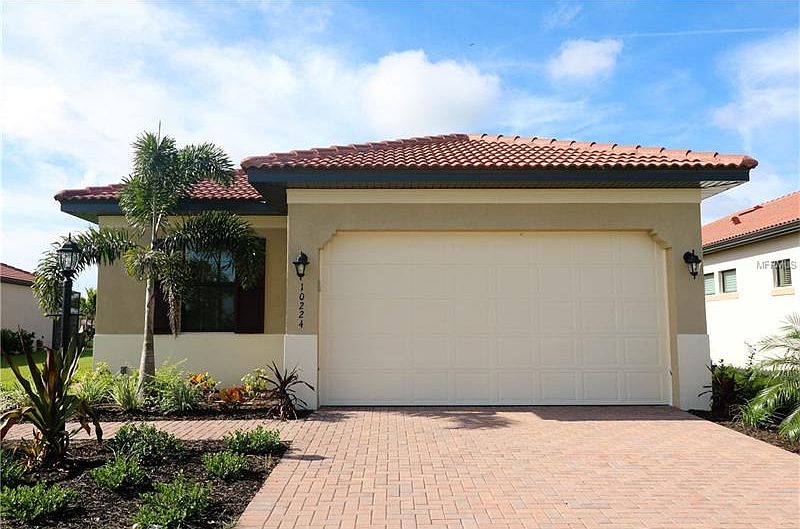 1st image of 10224 Loch Lomond Dr