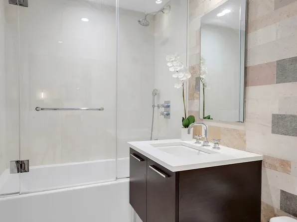 130 West 20th Street 5D image 6 of 7