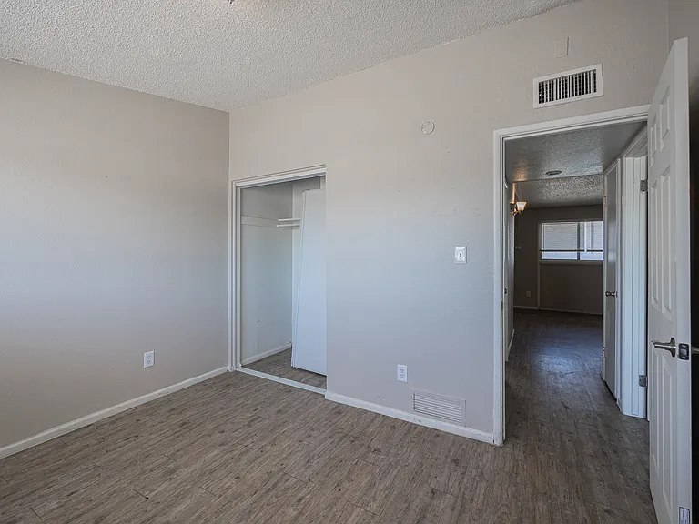 2115 W Devonshire Ave, Phoenix Az — Photo 57