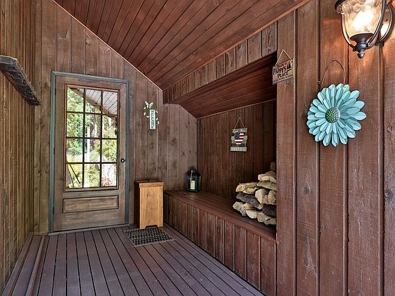 3rd image of 157 Timberhawk Road