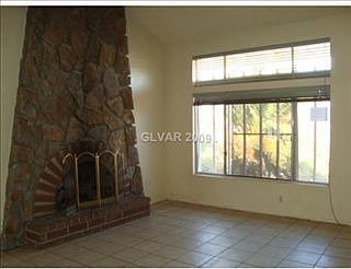 1st image of 4717 Lake Pl
