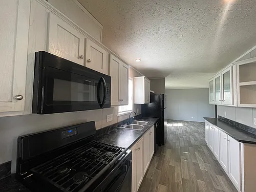 178 Laurel Leah Photo 1