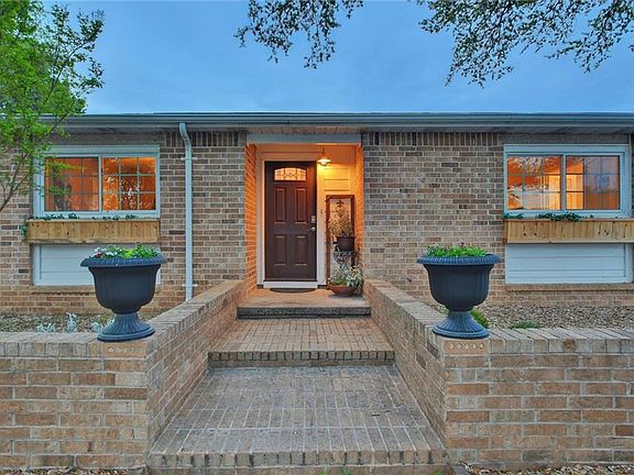 4th image of 4009 Rockwood Dr