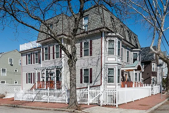 289-291 Pearl St — Photo 6