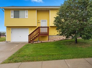 3610 Hemlock St, Rapid City, SD 57701