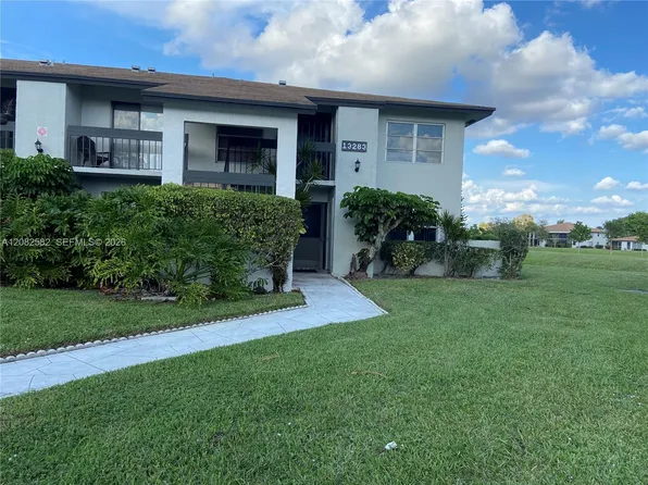 13283 Pineapple Palm Ct APT F, Delray Beach, FL 33484