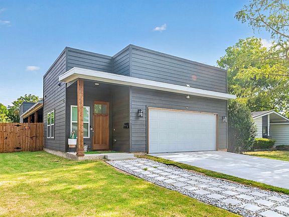3rd image of 2646 Greenhurst Dr
