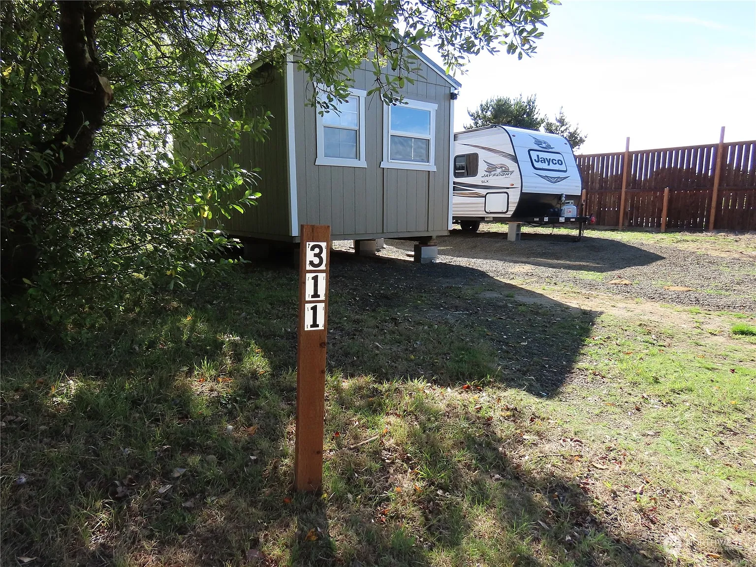 311 W Cabin Lane photo 1