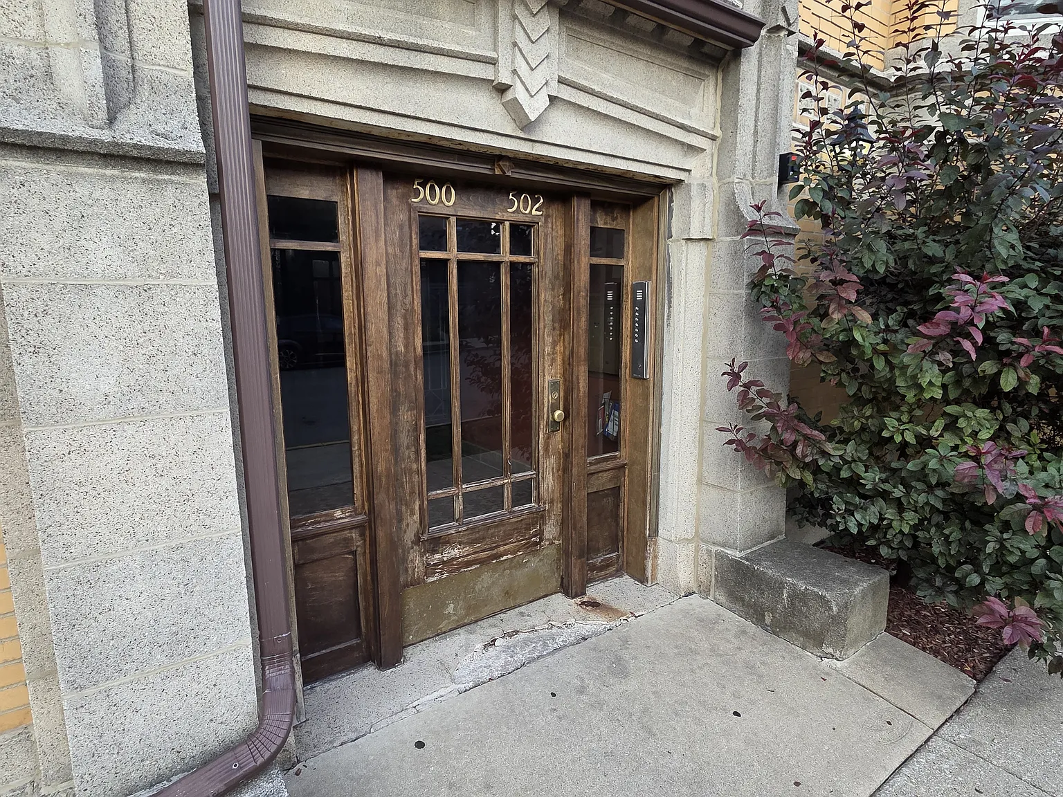 1 bed, 800 sqft, $1,600 — Photo 1
