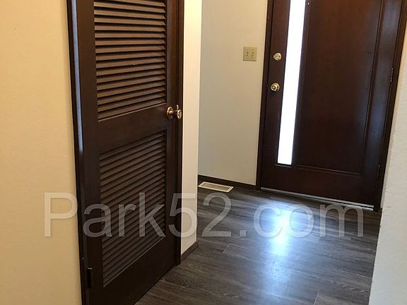 4th image of 1442 Rainier Dr #3