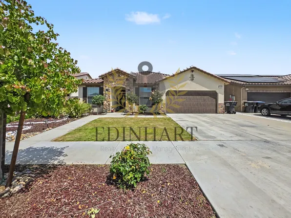 1138 S Simon St, Visalia, CA 93292