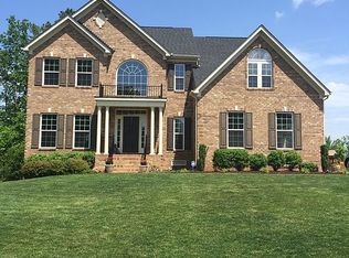 3441 Hunton Ridge Dr, Glen Allen, VA 23059
