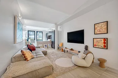 39 East 12th Street, #708