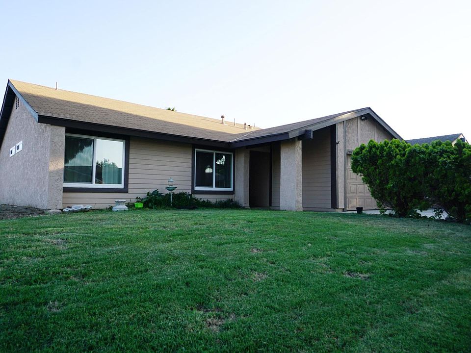 1st image of 1386 E Flora St