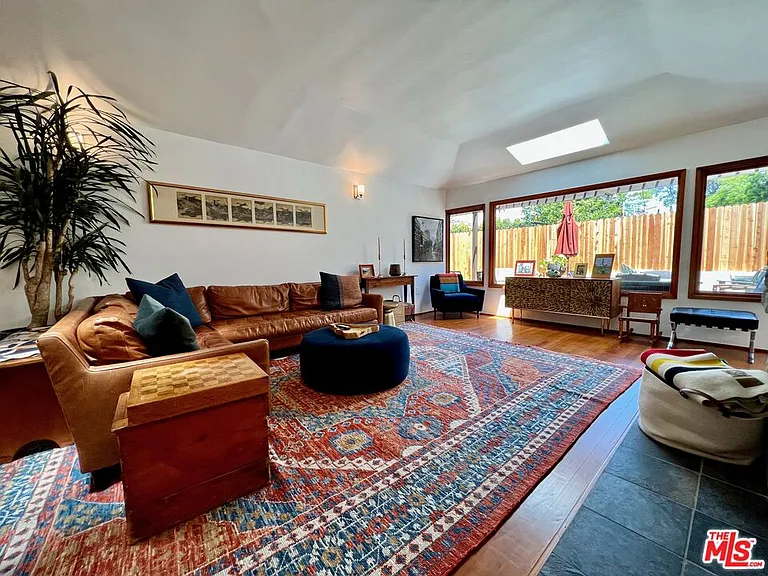 10327 Lorenzo Dr — Photo 9