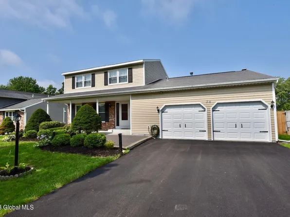 34 Willoughby Drive, Albany, NY 12205