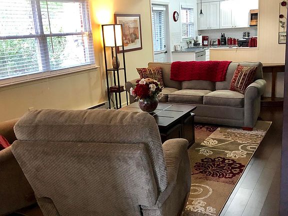 4th image of 198 Laurel Place #A