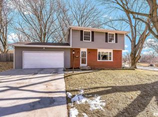 3405 Magnolia Ct, Bettendorf, IA 52722