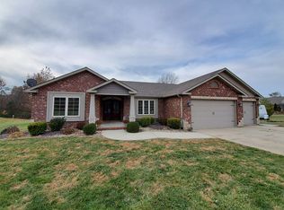 2201 Steinkoenig School Rd, Highland, IL 62249