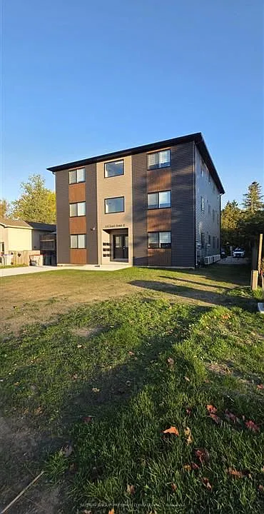 118 Scott St E #5