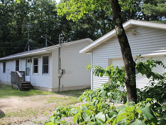 3rd image of 3078 Anne Ave