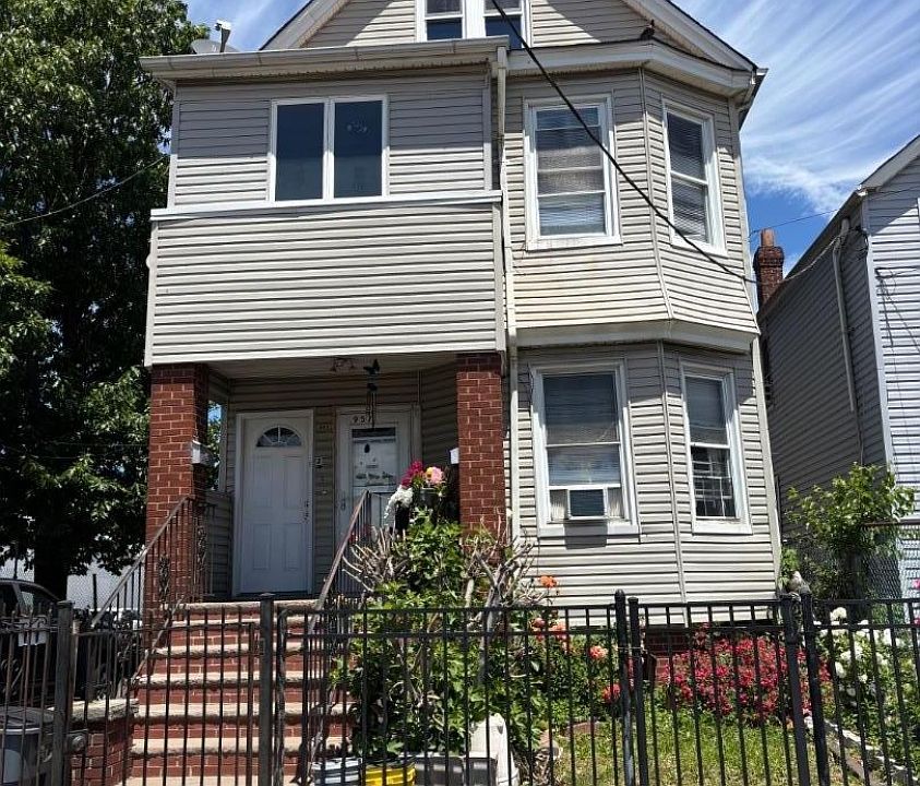 1st image of 957-959 Olive St