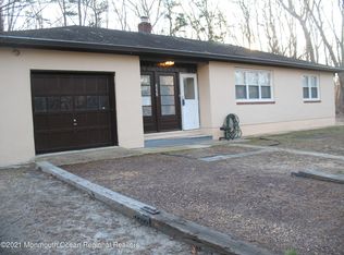 222 Windeler Rd, Howell, NJ 07731