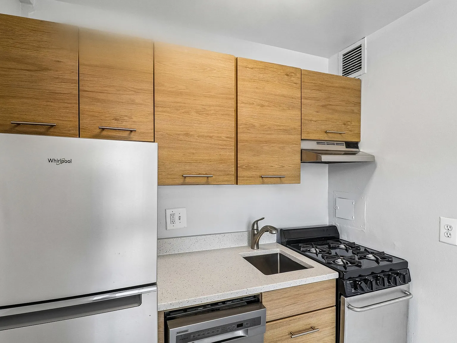 5100 Conn Ave — Photo 4