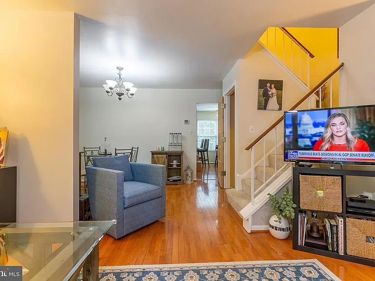 13662 Barren Springs Ct — Photo 10